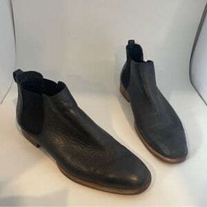 Kork-Ease Kama Boots Black Leather Chelsea Ankle Booties Women's Size 9.5